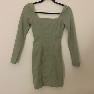 Never worn, green Princess Polly dress